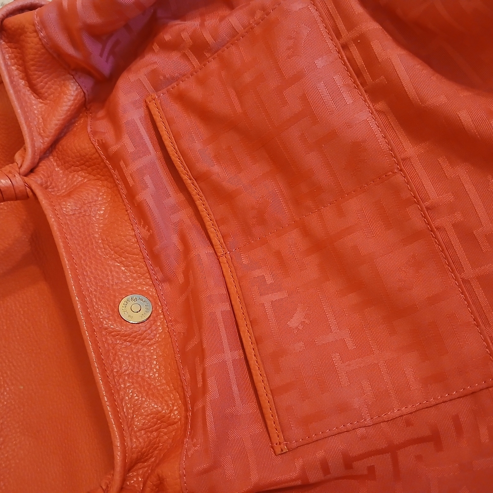 Elegant Coral Handbag - Picture 15 of 15